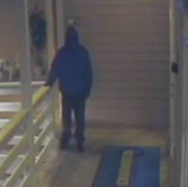 Photo 3 Suspect outside of Gearworks